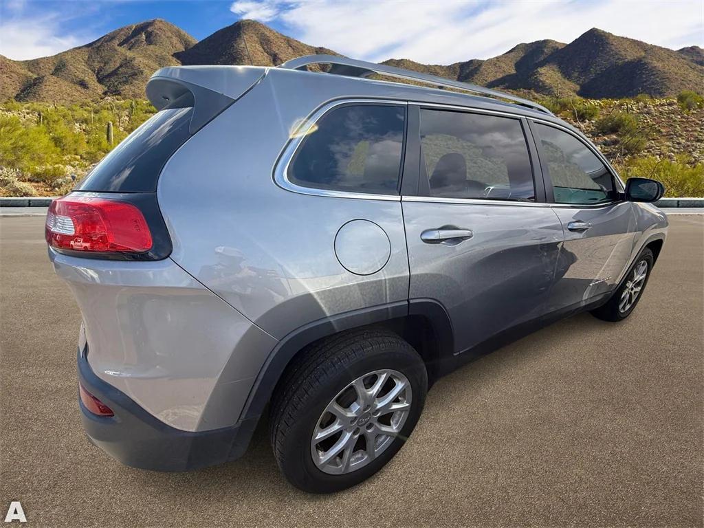 used 2016 Jeep Cherokee car, priced at $9,394