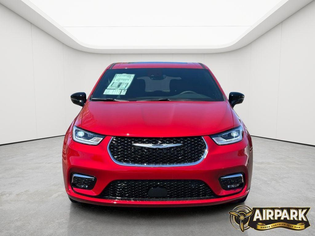 new 2025 Chrysler Pacifica car, priced at $49,285