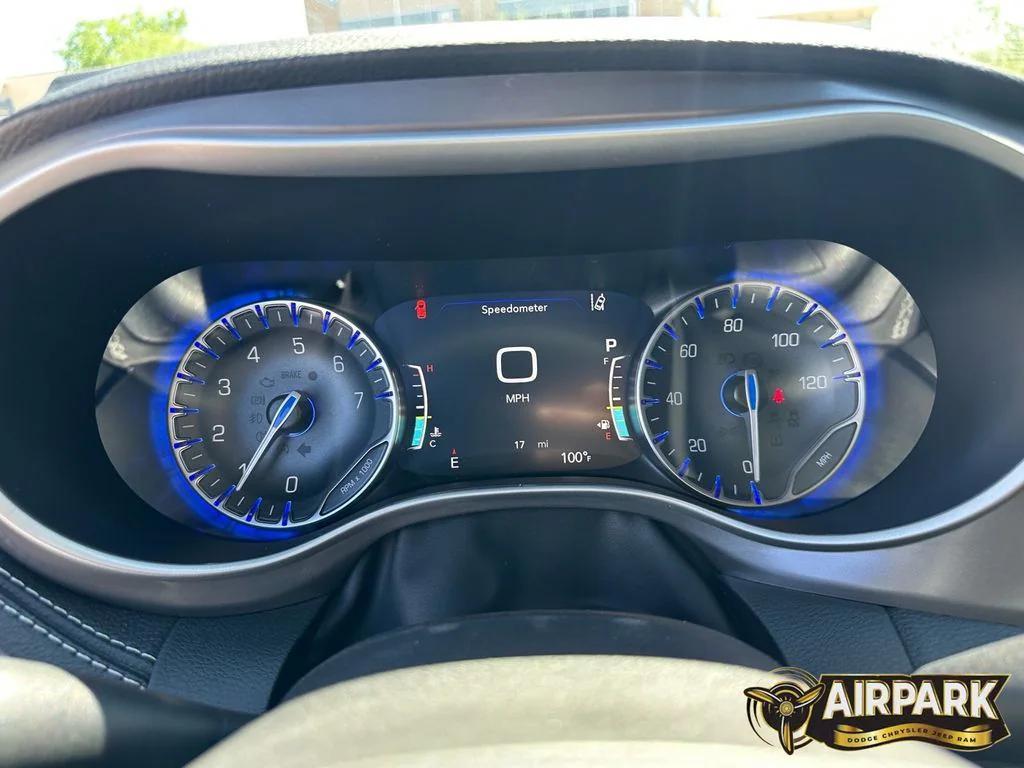 new 2025 Chrysler Pacifica car, priced at $49,285