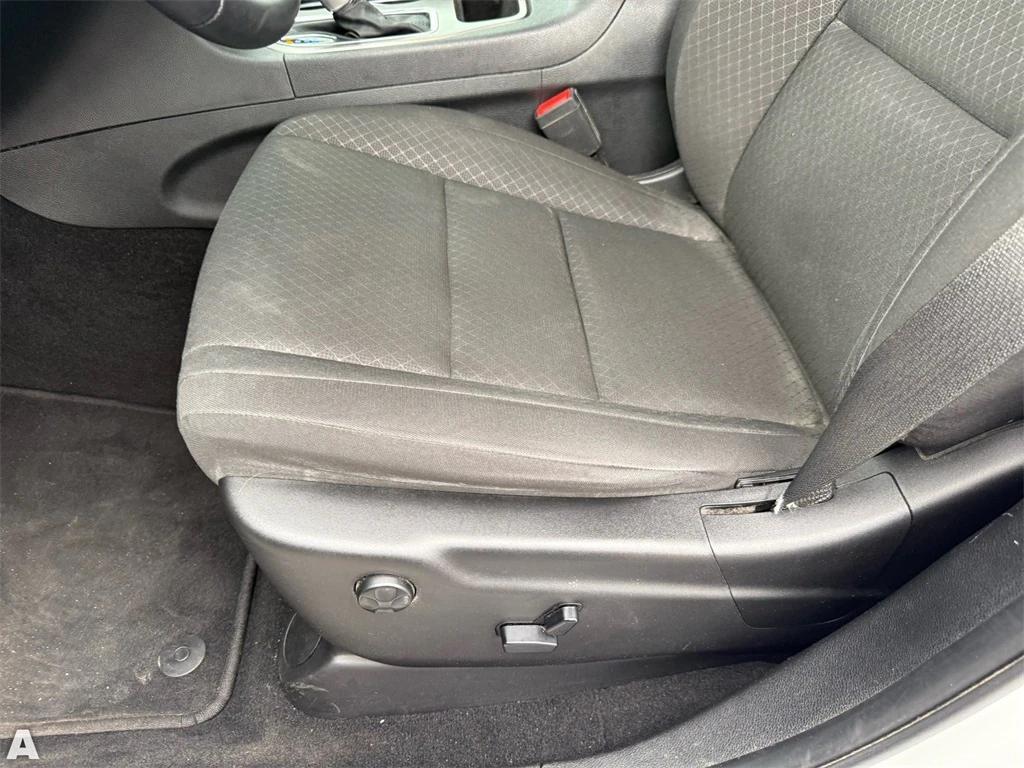 used 2019 Jeep Grand Cherokee car, priced at $17,879