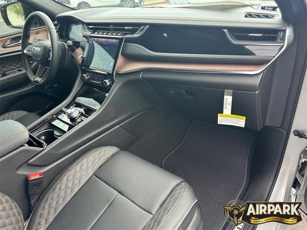 new 2025 Jeep Grand Cherokee L car, priced at $73,045