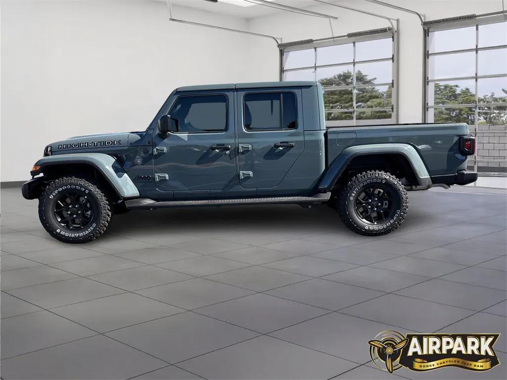 new 2025 Jeep Gladiator car, priced at $51,300
