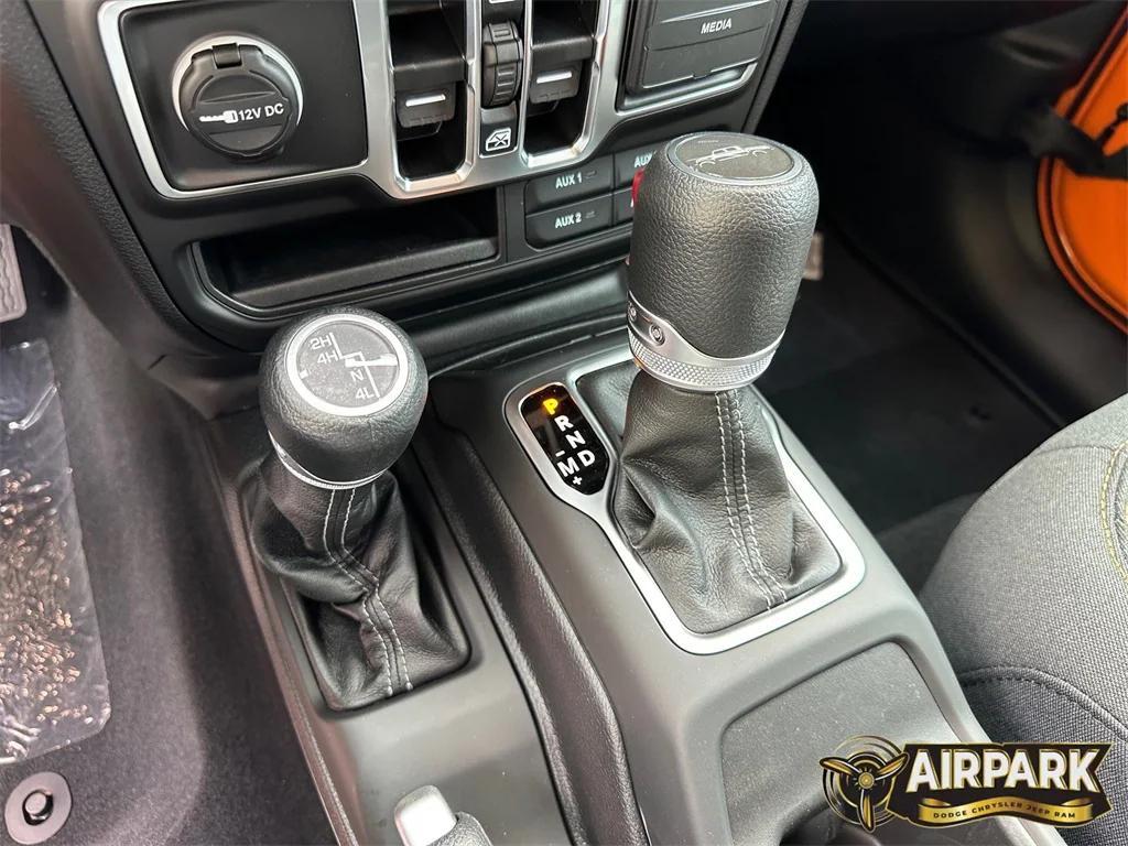 new 2025 Jeep Gladiator car, priced at $53,790