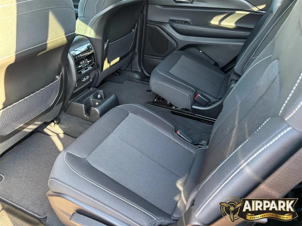 new 2025 Jeep Grand Cherokee L car, priced at $45,920