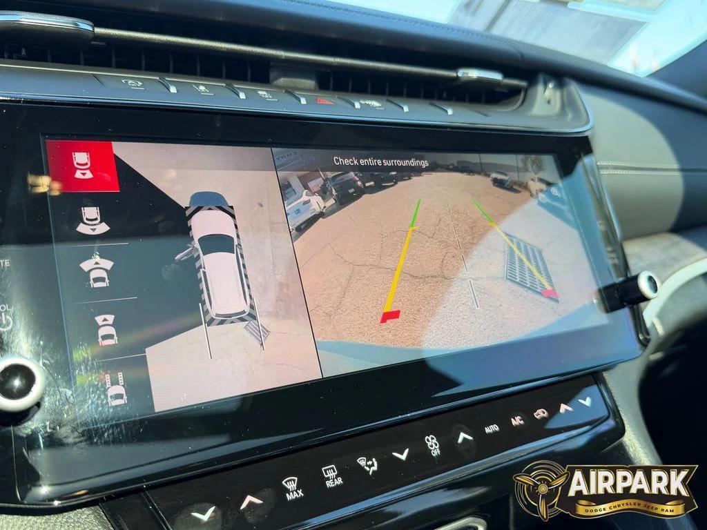 new 2026 Jeep Grand Cherokee car, priced at $55,850