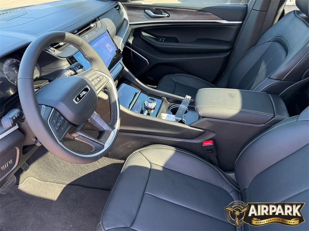 new 2026 Jeep Grand Cherokee car, priced at $55,850