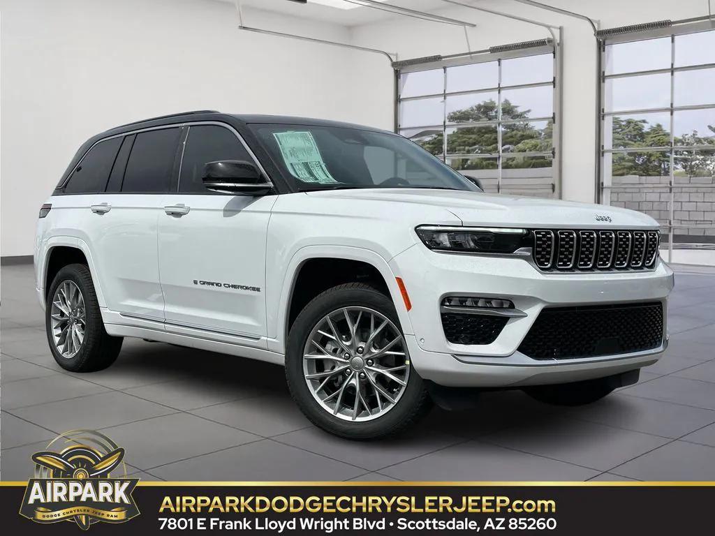 new 2025 Jeep Grand Cherokee car, priced at $67,925