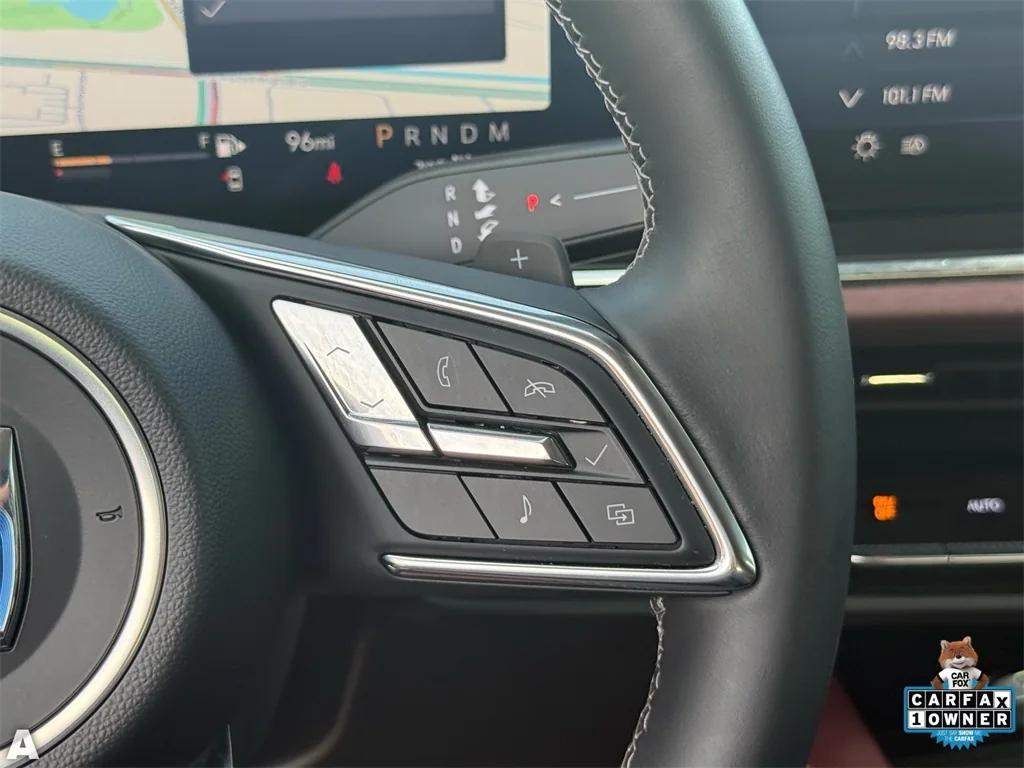 used 2025 Buick Envision car, priced at $32,127