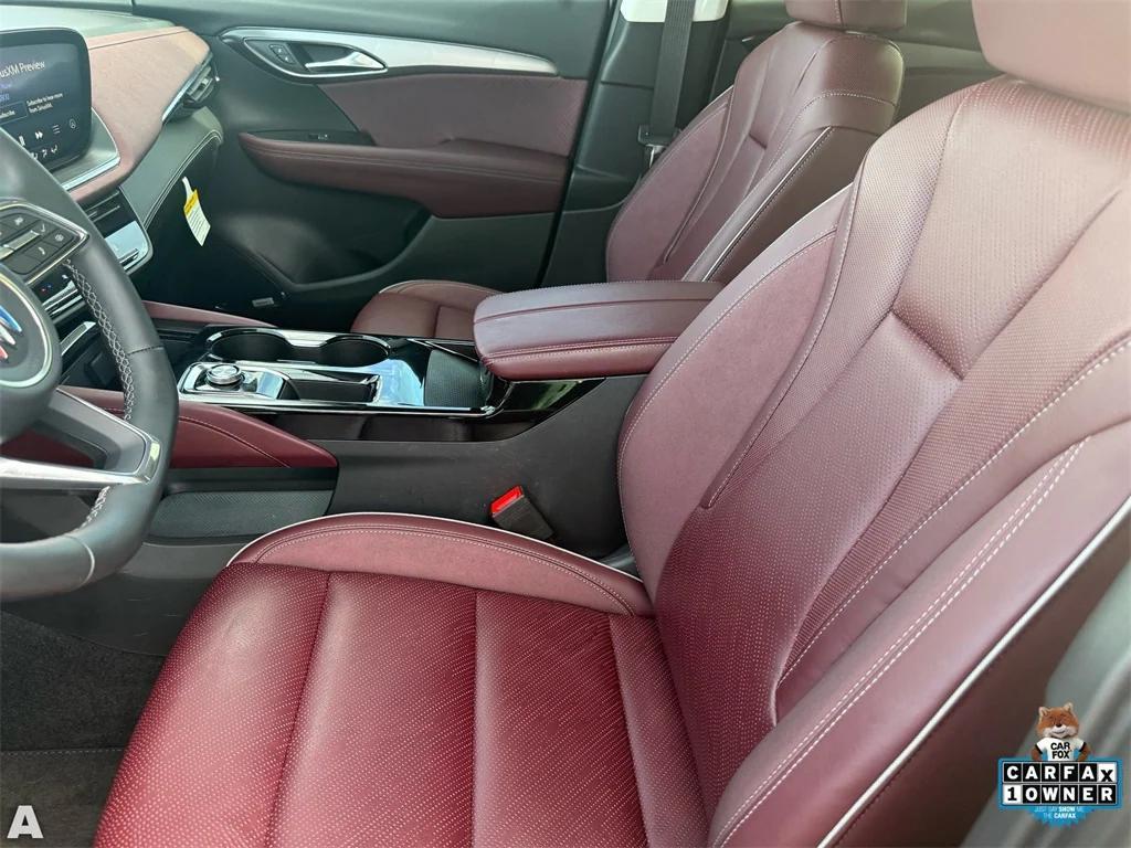 used 2025 Buick Envision car, priced at $32,127