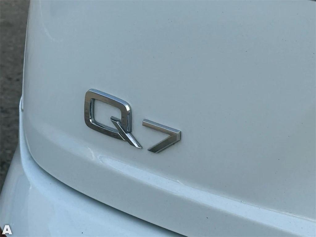 used 2017 Audi Q7 car, priced at $12,151