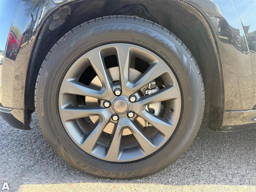 used 2018 Jeep Grand Cherokee car, priced at $23,706