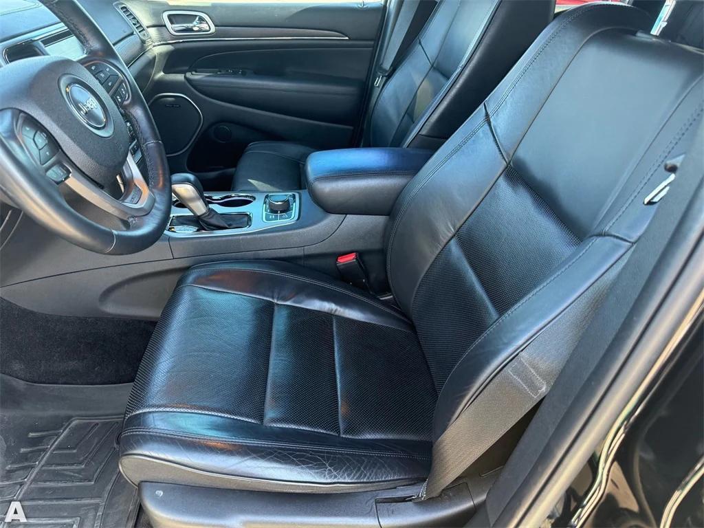 used 2018 Jeep Grand Cherokee car, priced at $23,706