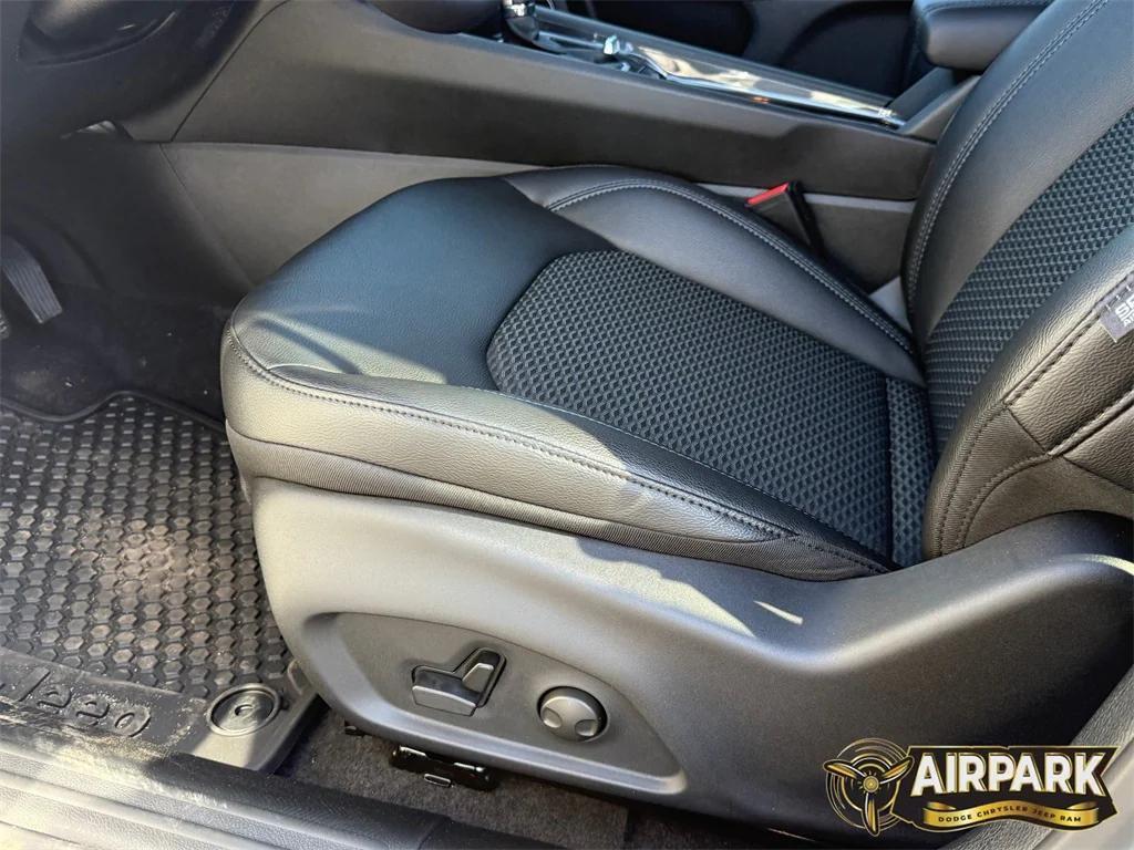 new 2026 Jeep Compass car, priced at $34,585