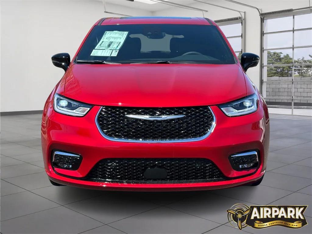 new 2025 Chrysler Pacifica car, priced at $49,285