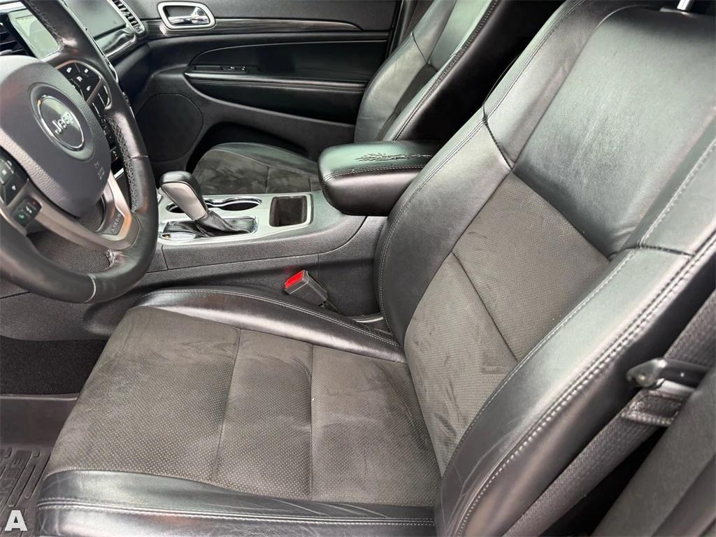 used 2019 Jeep Grand Cherokee car, priced at $13,551