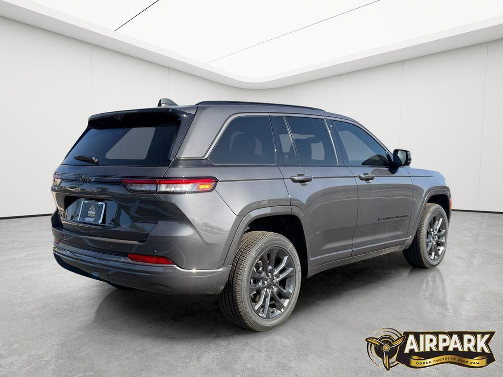 new 2026 Jeep Grand Cherokee car, priced at $54,505