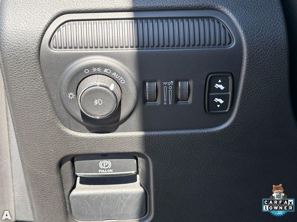 used 2024 Jeep Wagoneer car, priced at $35,296