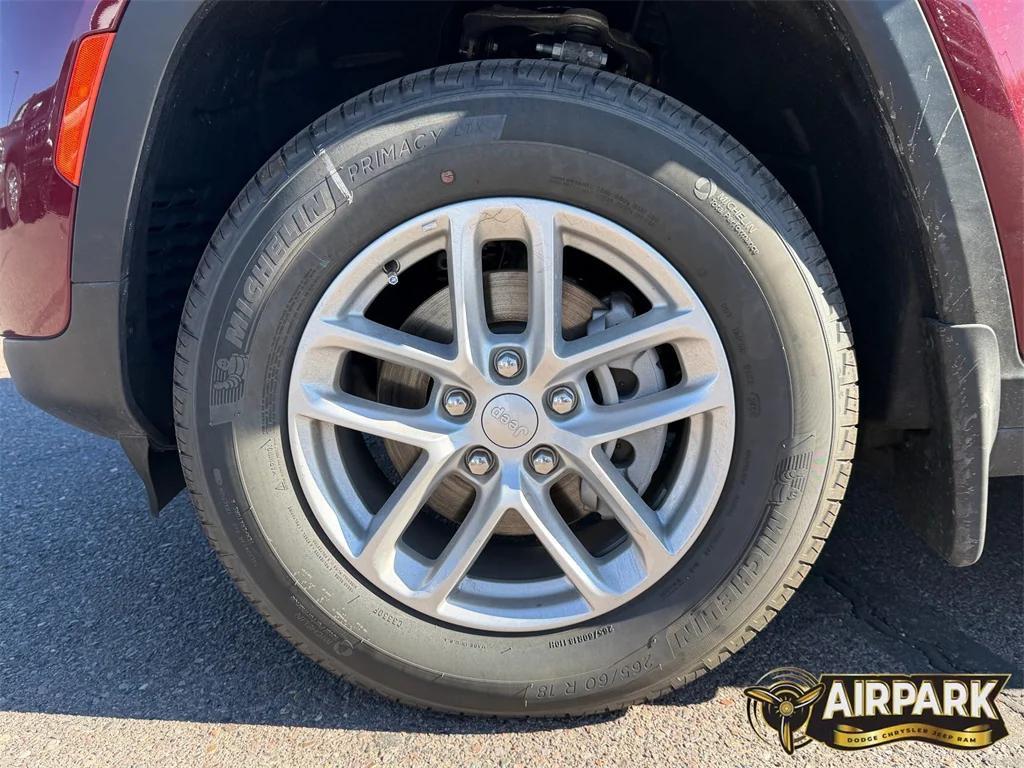 new 2025 Jeep Grand Cherokee car, priced at $40,600