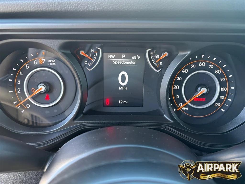 new 2025 Jeep Gladiator car, priced at $48,550