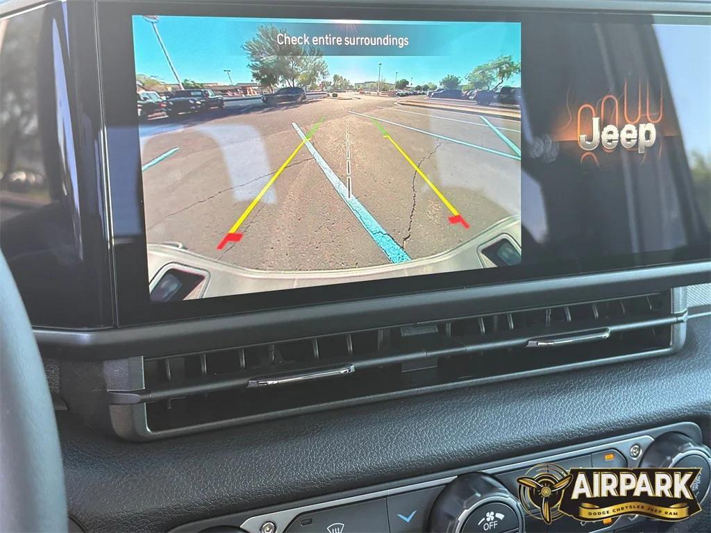 new 2025 Jeep Gladiator car, priced at $48,550