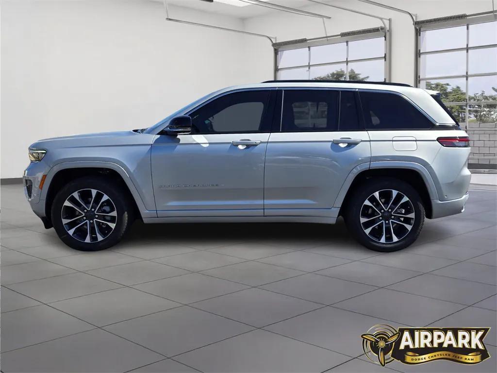 new 2025 Jeep Grand Cherokee car, priced at $69,225