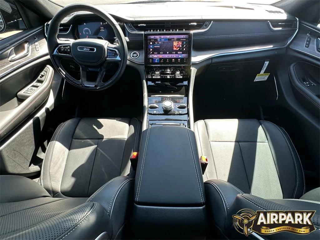 new 2025 Jeep Grand Cherokee car, priced at $69,225