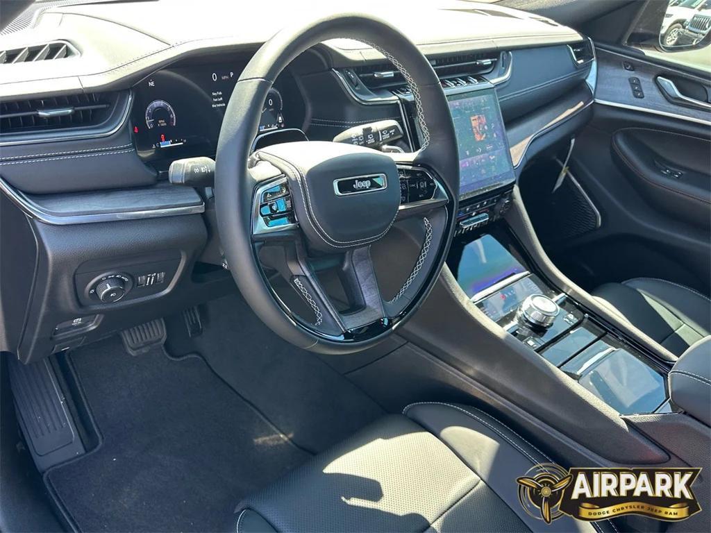 new 2025 Jeep Grand Cherokee car, priced at $69,225