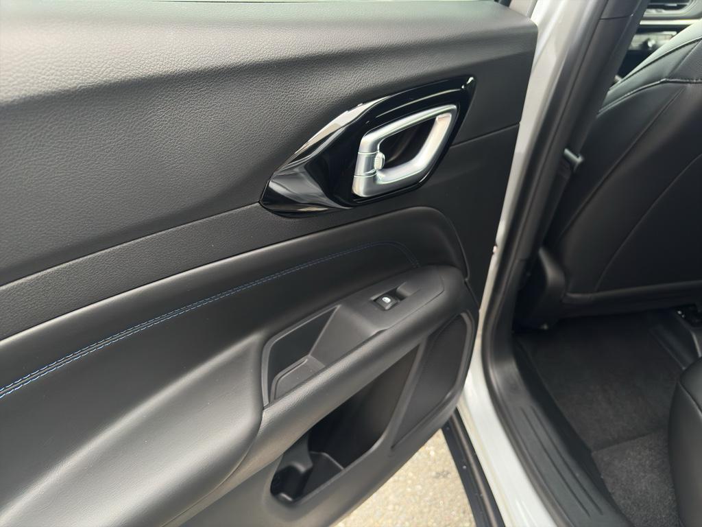 new 2026 Jeep Compass car, priced at $35,875