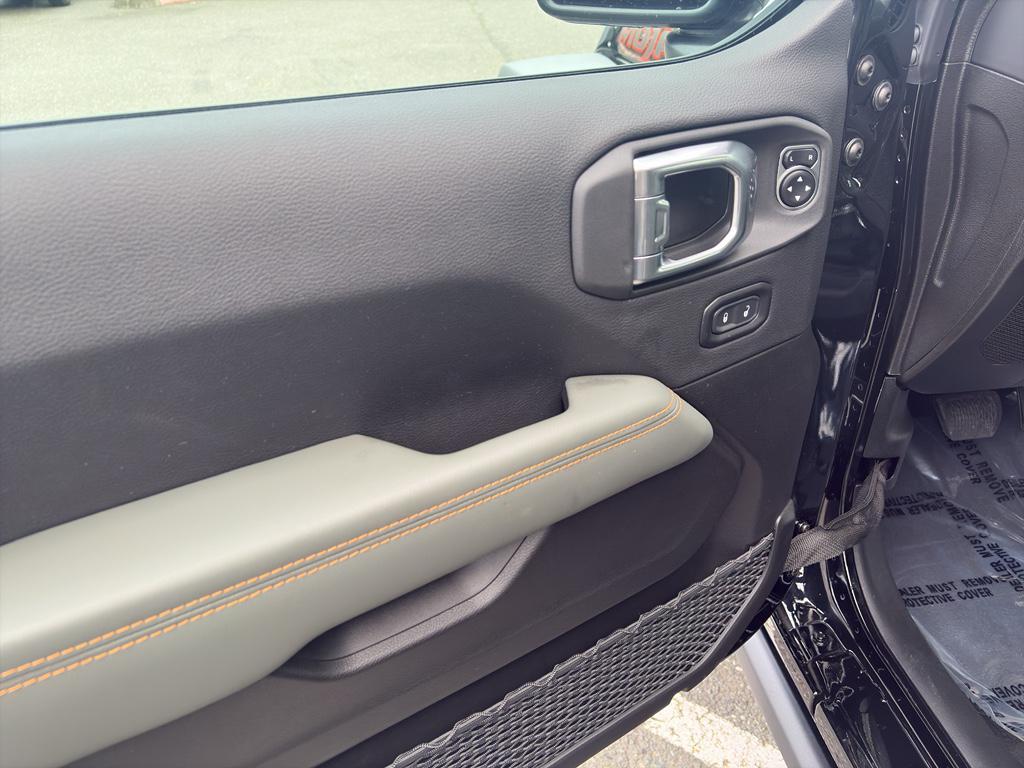 new 2026 Jeep Gladiator car, priced at $61,620