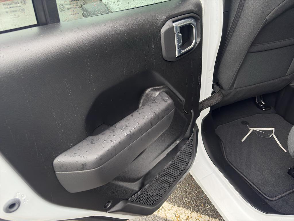 new 2026 Jeep Wrangler car, priced at $51,675