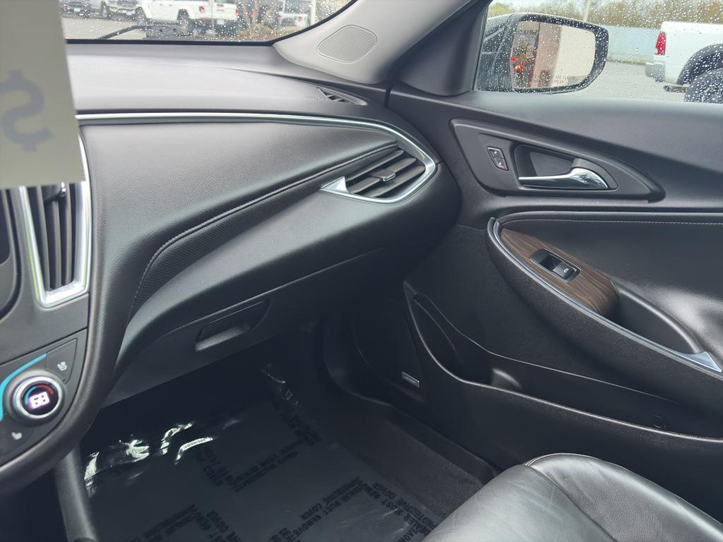 used 2024 Chevrolet Malibu car, priced at $21,250