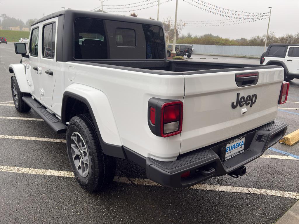 new 2026 Jeep Gladiator car, priced at $52,740