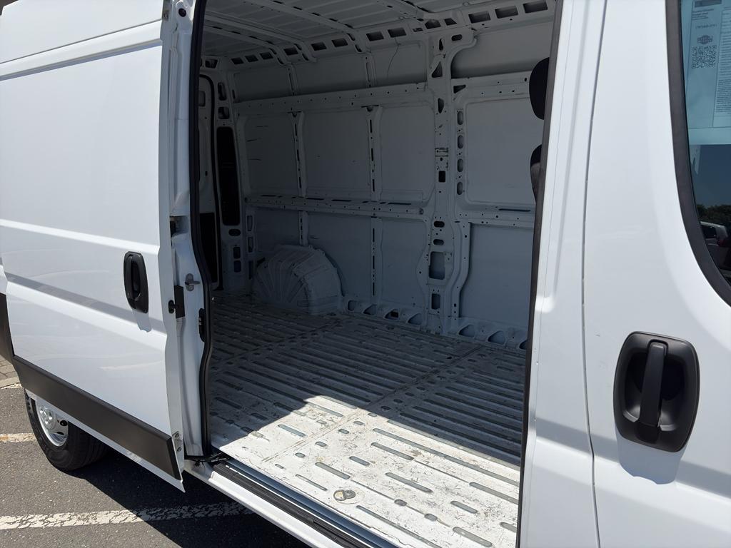 used 2023 Ram ProMaster 2500 car, priced at $33,321