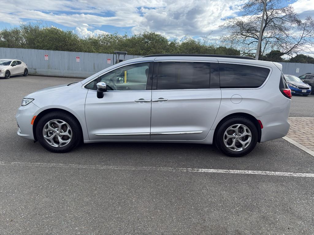 used 2023 Chrysler Pacifica car, priced at $27,321