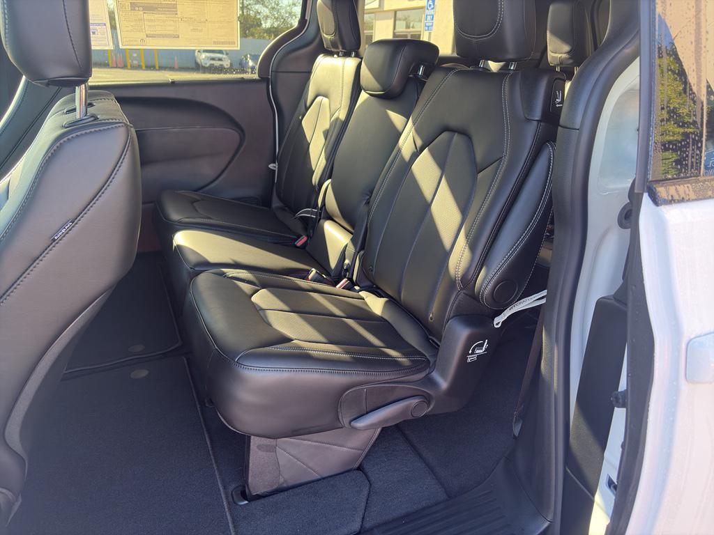 new 2026 Chrysler Pacifica car, priced at $48,760