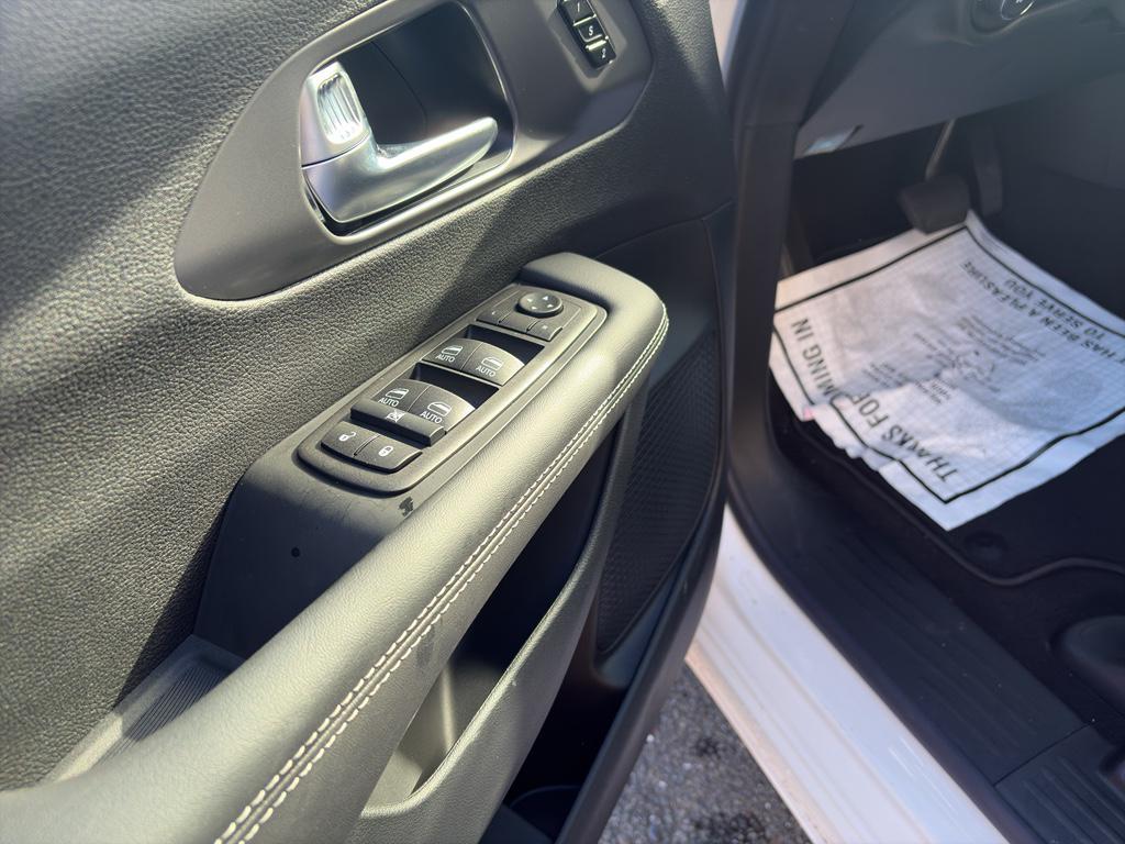 new 2026 Chrysler Pacifica car, priced at $48,760