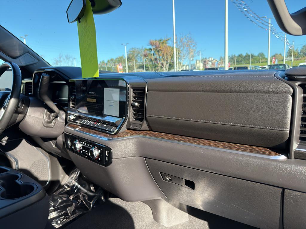 used 2024 GMC Sierra 1500 car, priced at $36,000