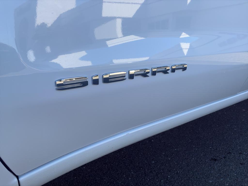 used 2024 GMC Sierra 1500 car, priced at $36,000