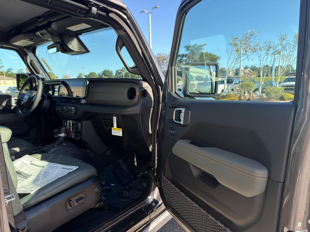 new 2026 Jeep Gladiator car, priced at $63,115