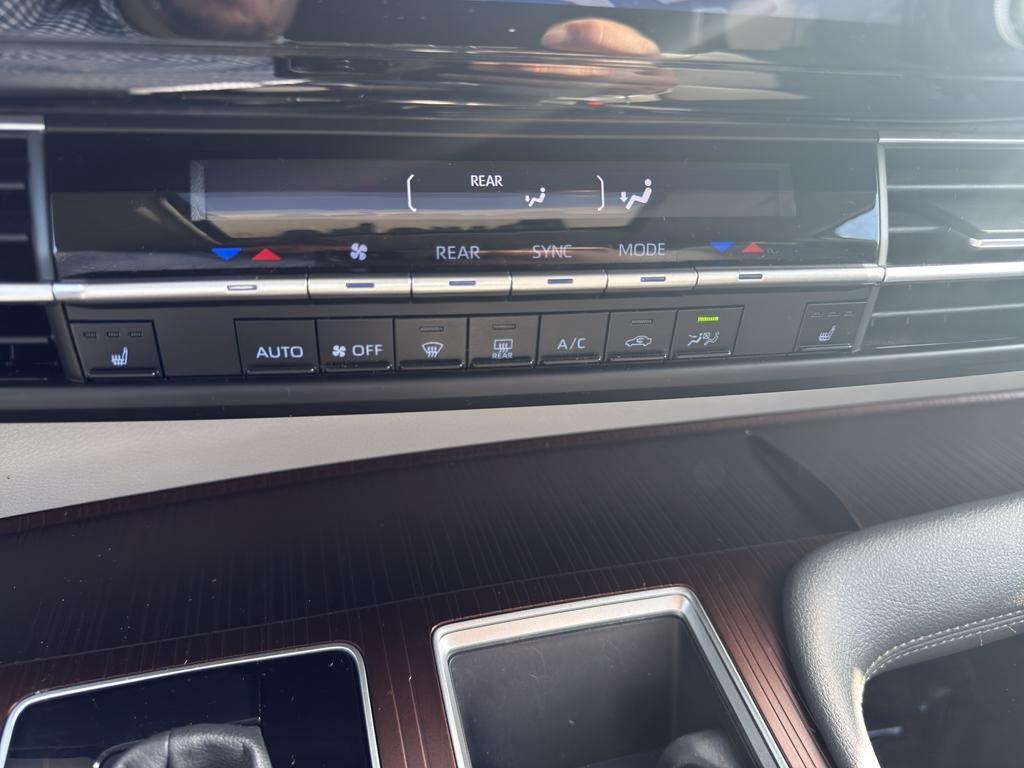 used 2023 Toyota Sienna car, priced at $38,500