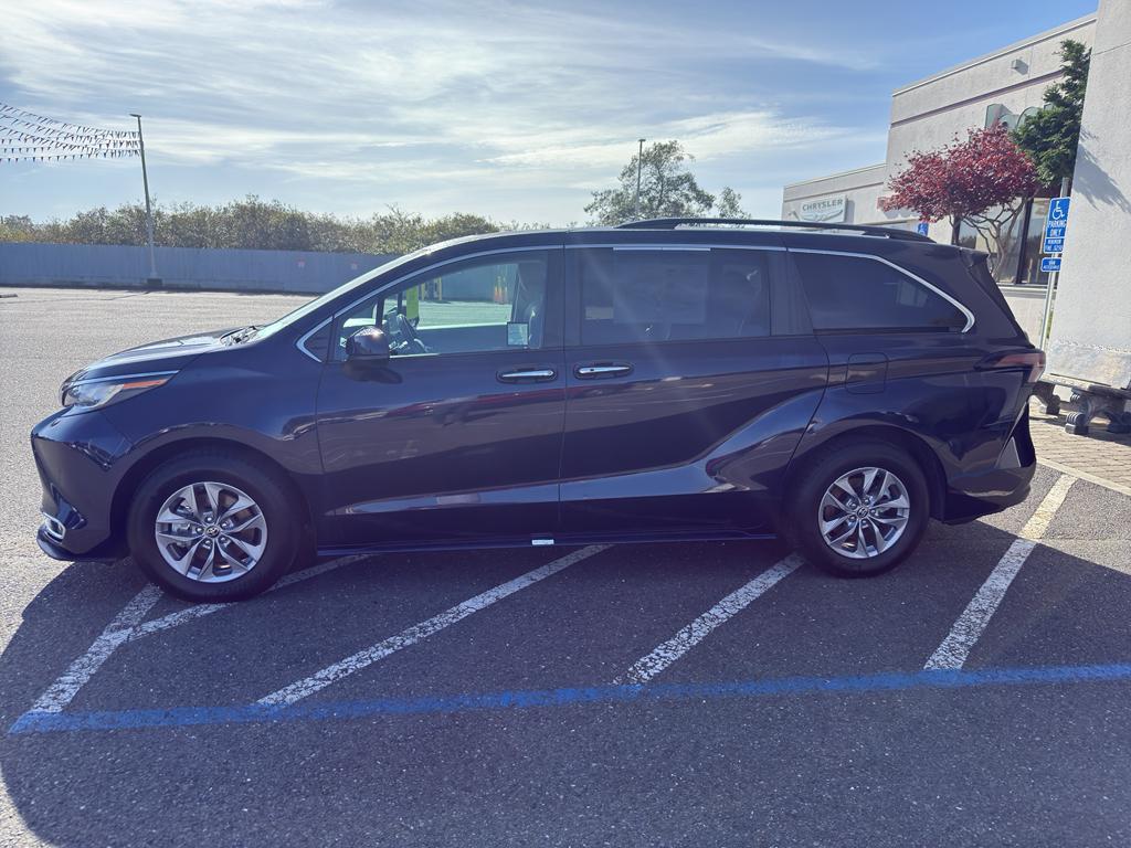 used 2023 Toyota Sienna car, priced at $38,500