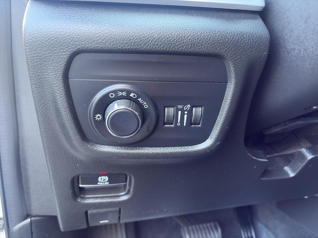 used 2023 Jeep Grand Cherokee L car, priced at $30,321