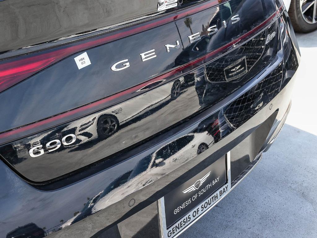 new 2026 Genesis G90 car, priced at $100,017