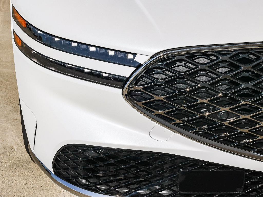 new 2026 Genesis G90 car, priced at $105,410