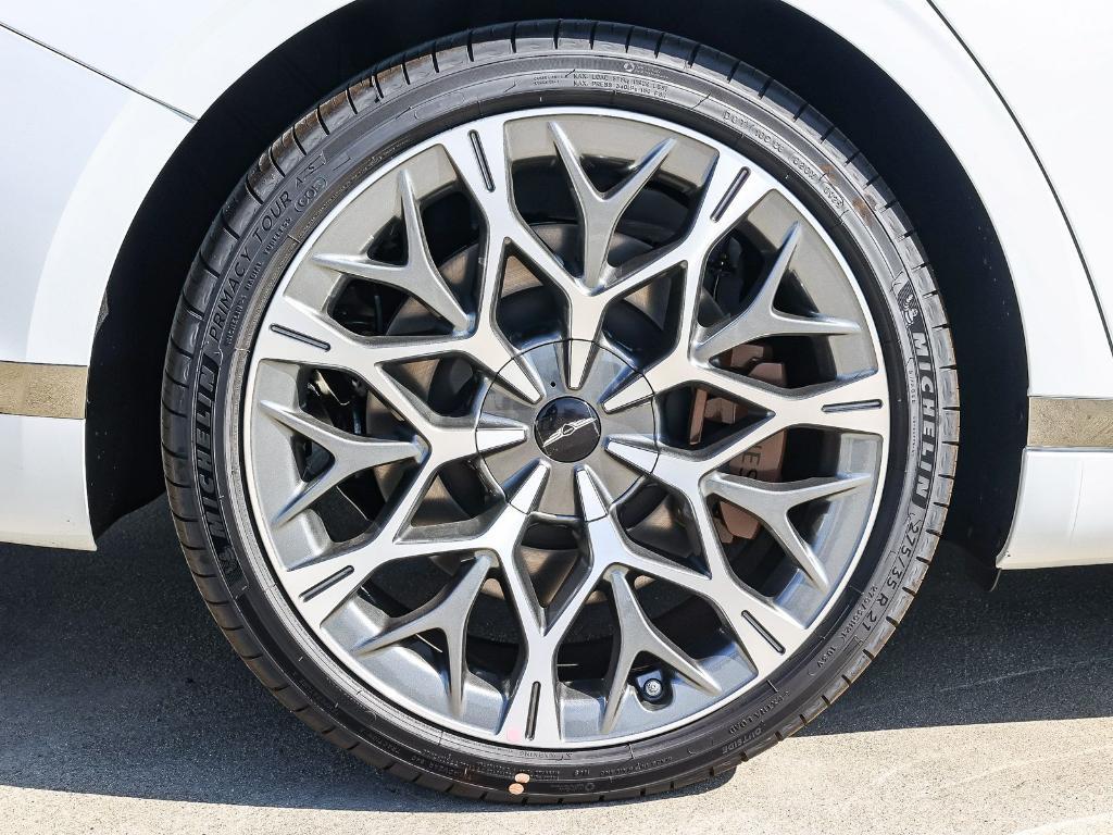 new 2026 Genesis G90 car, priced at $105,410