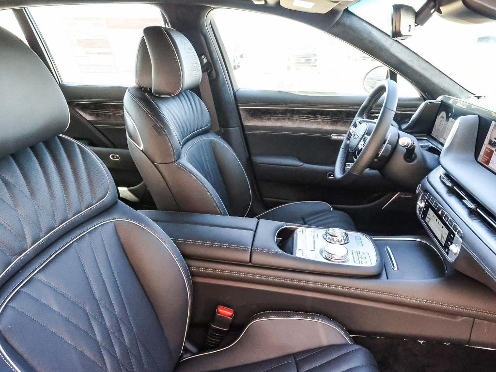 new 2026 Genesis G90 car, priced at $105,410