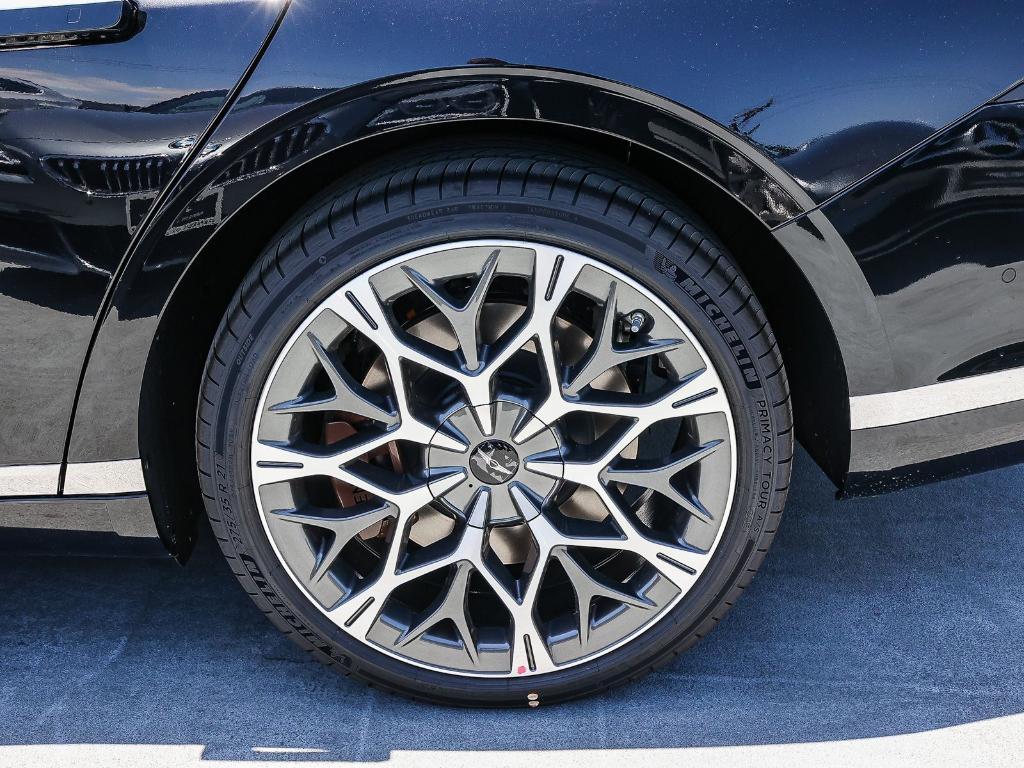 new 2026 Genesis G90 car, priced at $105,440