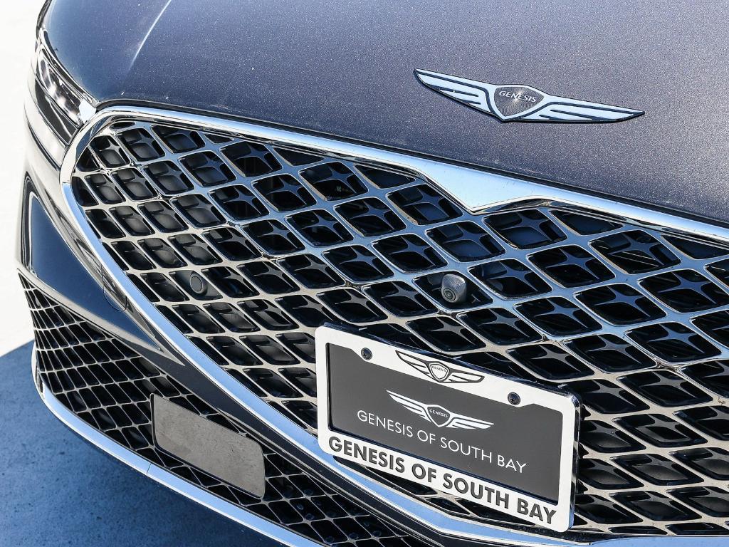 new 2026 Genesis G90 car, priced at $105,545