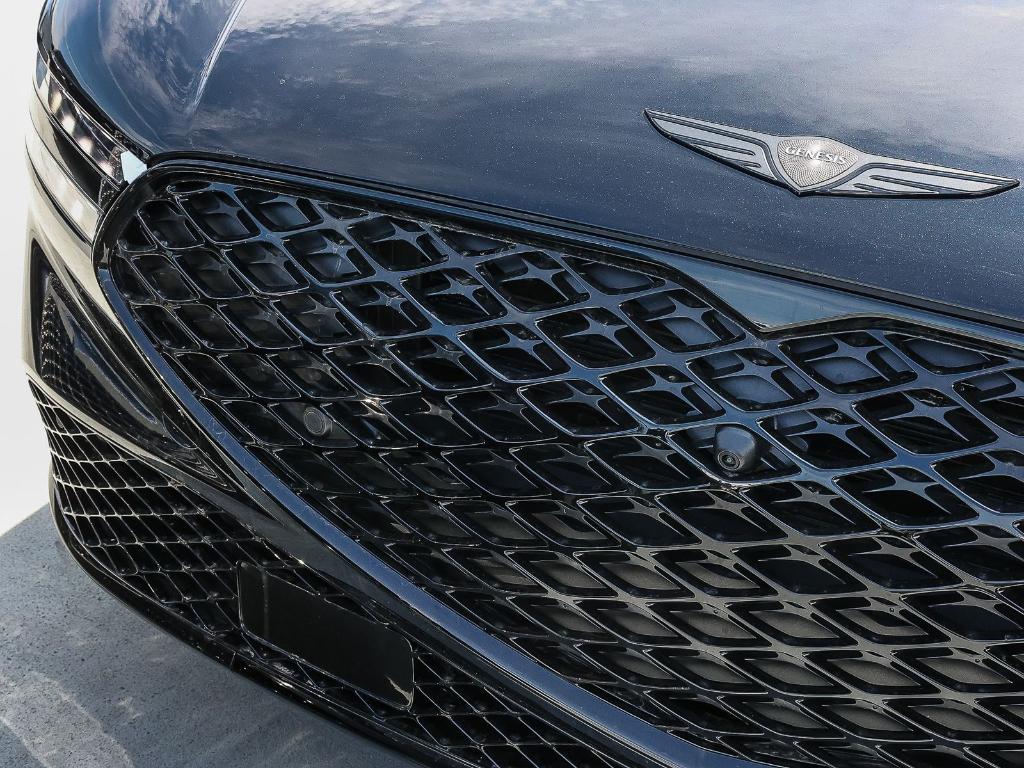 new 2026 Genesis G90 car, priced at $108,295