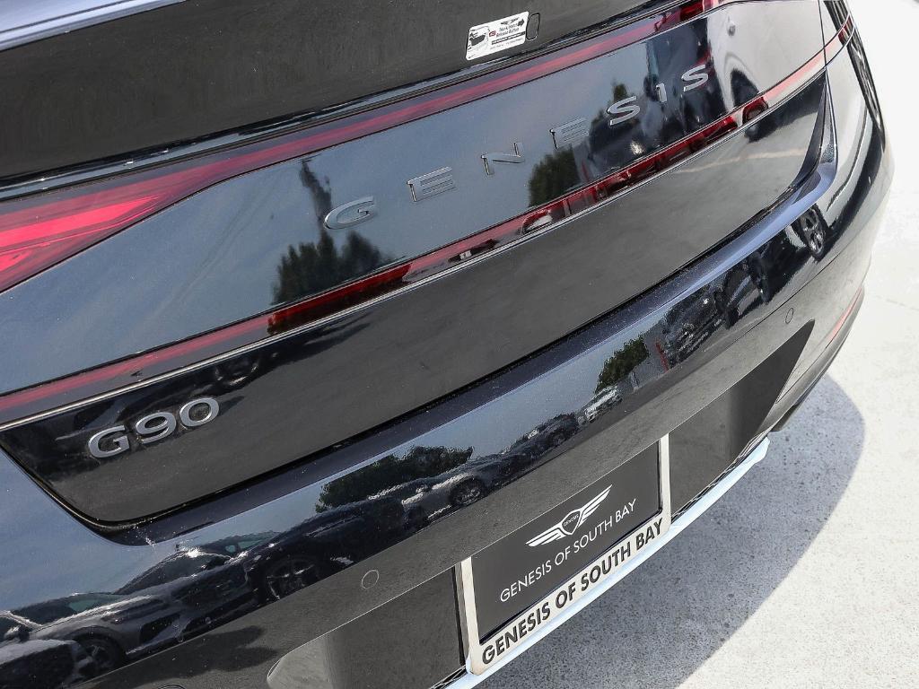 new 2026 Genesis G90 car, priced at $108,295